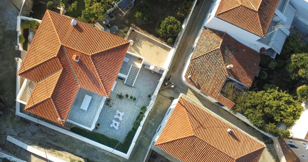 Thanos Luxury Apartment In Spetses Exterior photo